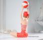 Mobile Preview: Spielerische 50er Jahre Badepuppe in rot-weißem Outfit mit Ball